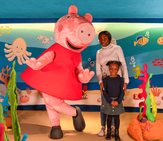 Peppa Pig returns to the Sea Life centre accompanied by her underwater friends